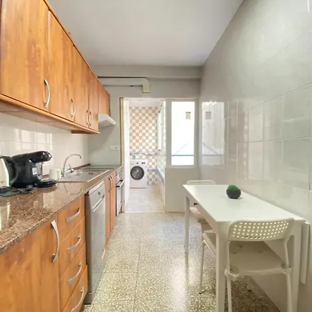 Sea View Postiguet شقة